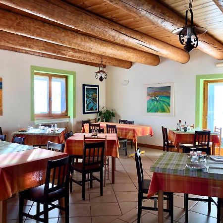 Agriturismo Cavria Castione Andevenno 外观 照片