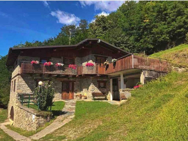 Agriturismo Cavria Castione Andevenno 外观 照片